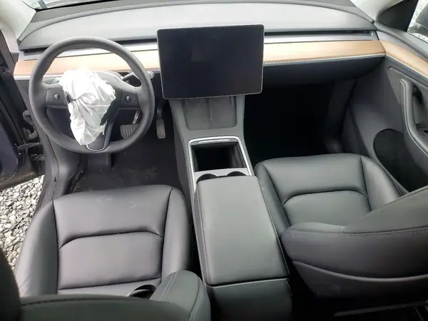 7SAYGDEE8PA139315 2023 TESLA MODEL Y - Image 8