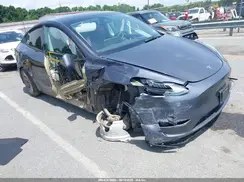 7SAYGDEE8PA145857 2023 TESLA MODEL Y