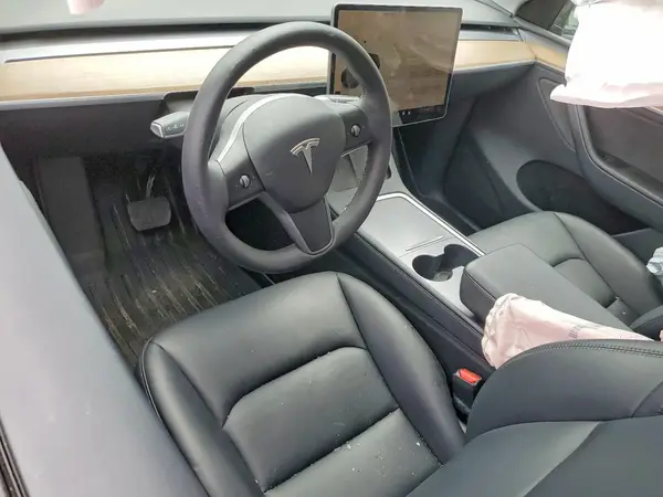 7SAYGDEE8PA146961 2023 TESLA MODEL Y - Image 8