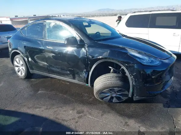 7SAYGDEE8PA151965 2023 TESLA MODEL Y - Image 1