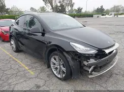 7SAYGDEE8PA152338 2023 TESLA MODEL Y