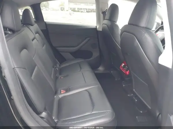 7SAYGDEE8PA152338 2023 TESLA MODEL Y - Image 8