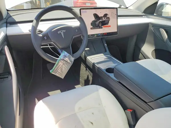7SAYGDEE8PA153151 2023 TESLA MODEL Y - Image 8