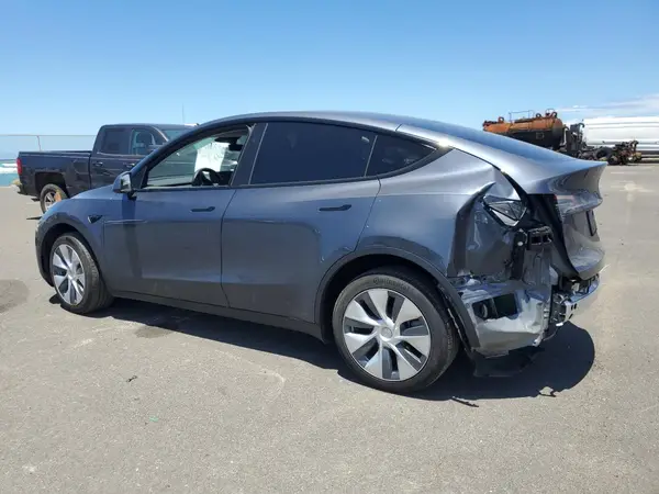 7SAYGDEE8PA156079 2023 TESLA MODEL Y - Image 2