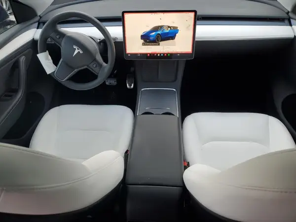 7SAYGDEE8PA156857 2023 TESLA MODEL Y - Image 8