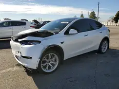 7SAYGDEE8PA157913 2023 TESLA MODEL Y