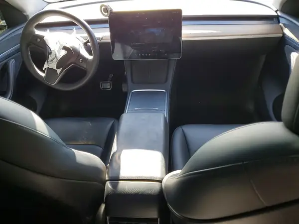 7SAYGDEE8PA159967 2023 TESLA MODEL Y - Image 8