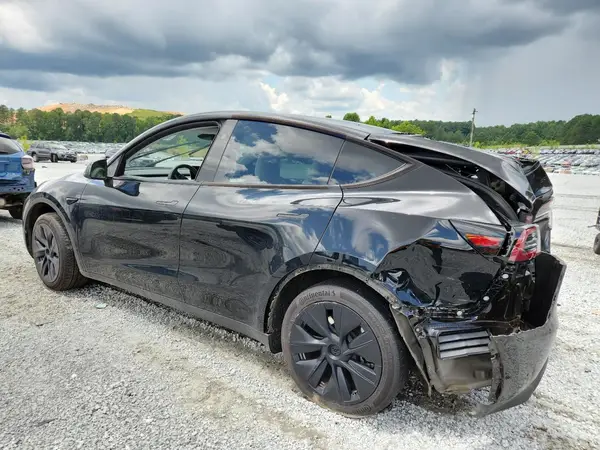 7SAYGDEE8PA163405 2023 TESLA MODEL Y - Image 2