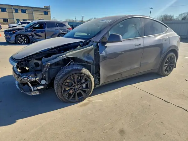 7SAYGDEE8PA164053 2023 TESLA MODEL Y - Image 1
