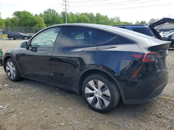 7SAYGDEE8PA171276 2023 TESLA MODEL Y - Image 2