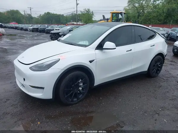 7SAYGDEE8PA172217 2023 TESLA MODEL Y - Image 2