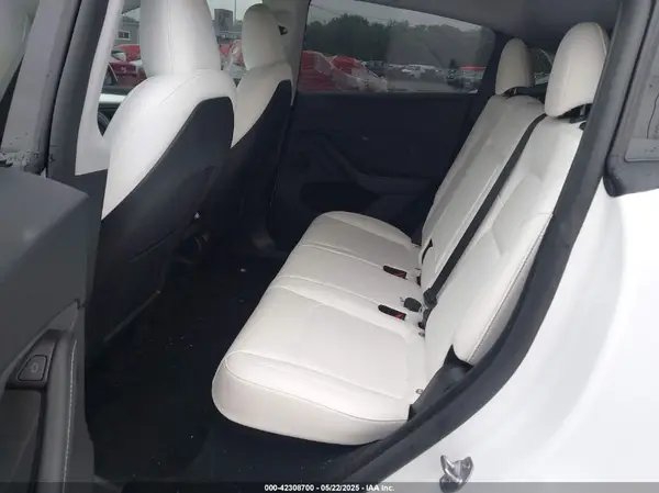 7SAYGDEE8PA172217 2023 TESLA MODEL Y - Image 8