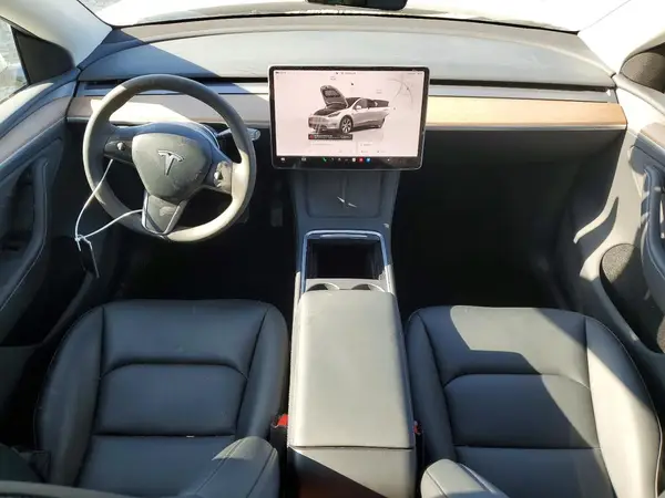 7SAYGDEE8PA173058 2023 TESLA MODEL Y - Image 8