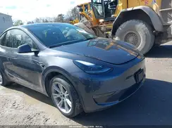 7SAYGDEE8PA180396 2023 TESLA MODEL Y