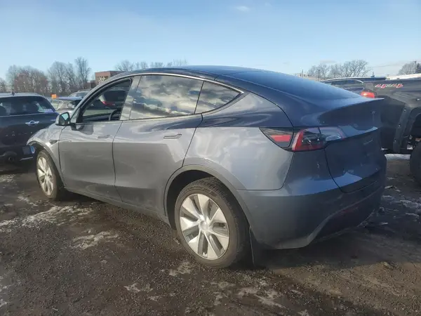 7SAYGDEE8PA180964 2023 TESLA MODEL Y - Image 2