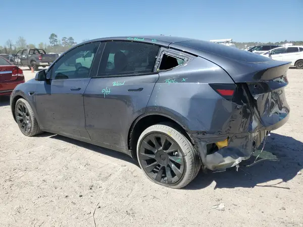 7SAYGDEE8PA185193 2023 TESLA MODEL Y - Image 2