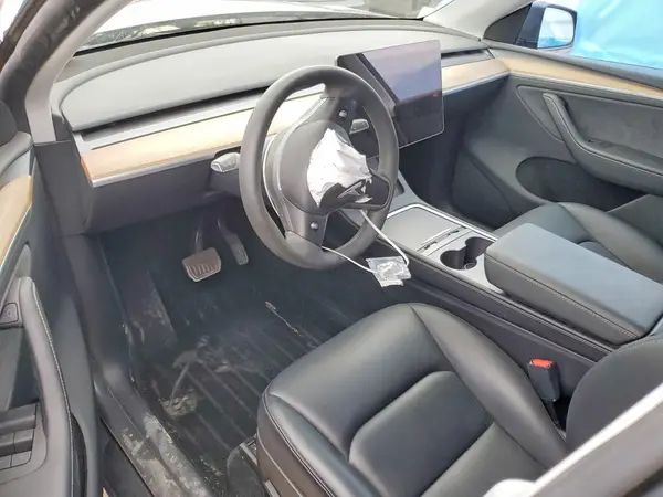 7SAYGDEE8PA195982 2023 TESLA MODEL Y - Image 8