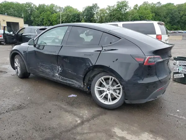 7SAYGDEE8PA198896 2023 TESLA MODEL Y - Image 2