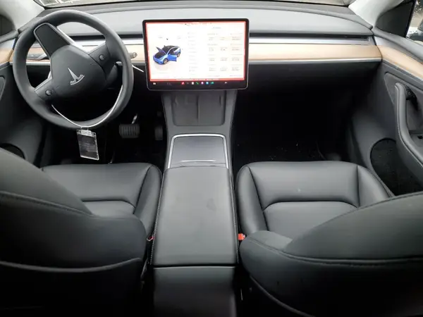 7SAYGDEE8PA198896 2023 TESLA MODEL Y - Image 8