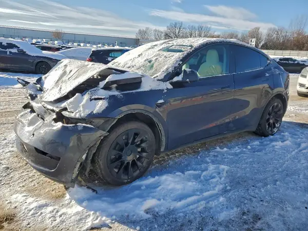 7SAYGDEE8PA200436 2023 TESLA MODEL Y - Image 1