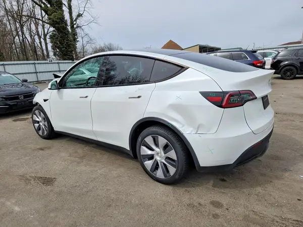 7SAYGDEE8PA202249 2023 TESLA MODEL Y - Image 2