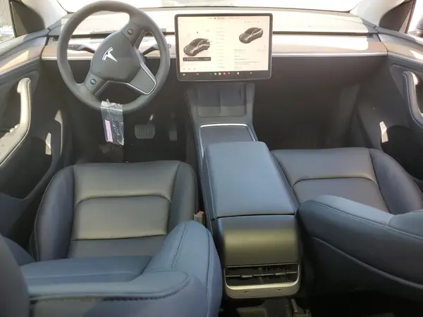 7SAYGDEE8PA207323 2023 TESLA MODEL Y - Image 8