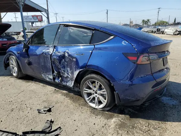 7SAYGDEE8PA207726 2023 TESLA MODEL Y - Image 2