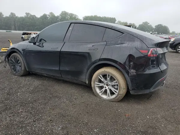 7SAYGDEE8PA208651 2023 TESLA MODEL Y - Image 2