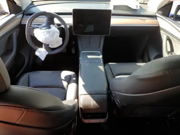 7SAYGDEE8PF585693 2023 TESLA MODEL Y - Image 8