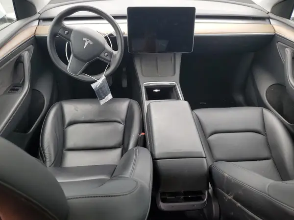 7SAYGDEE8PF590621 2023 TESLA MODEL Y - Image 8