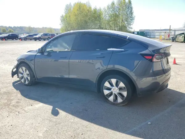 7SAYGDEE8PF592918 2023 TESLA MODEL Y - Image 2