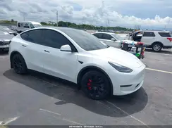 7SAYGDEE8PF596502 2023 TESLA MODEL Y