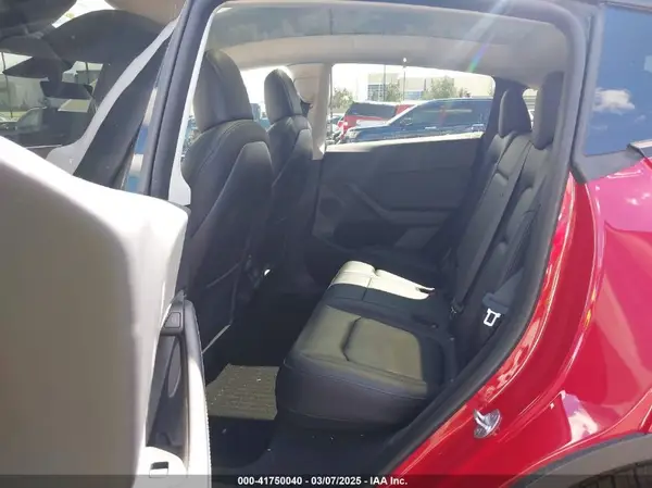 7SAYGDEE8PF596824 2023 TESLA MODEL Y - Image 8