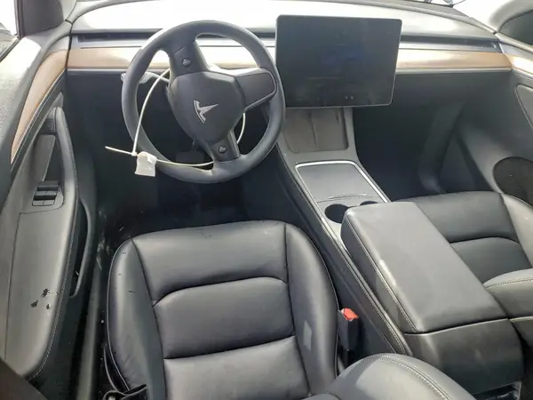 7SAYGDEE8PF608079 2023 TESLA MODEL Y - Image 8