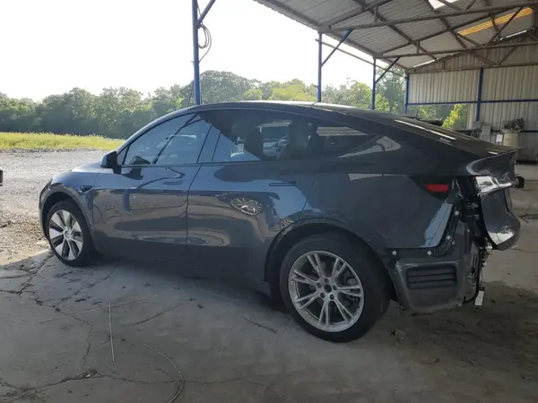 7SAYGDEE8PF611872 2023 TESLA MODEL Y - Image 2