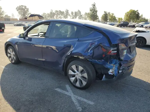 7SAYGDEE8PF621897 2023 TESLA MODEL Y - Image 2