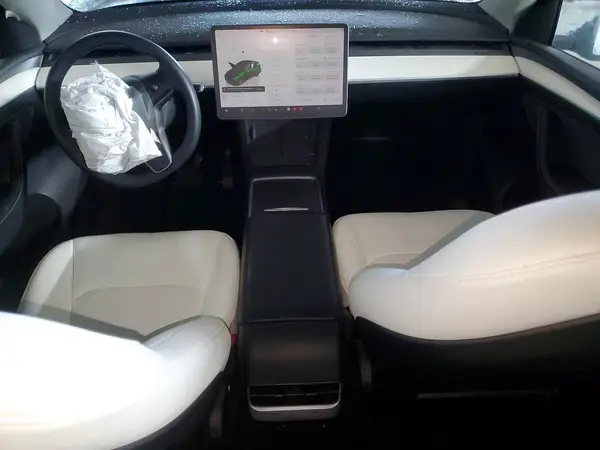 7SAYGDEE8PF626517 2023 TESLA MODEL Y - Image 8
