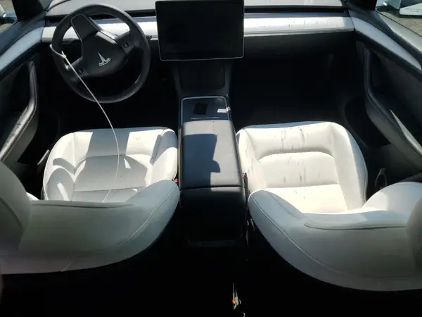7SAYGDEE8PF628350 2023 TESLA MODEL Y - Image 8