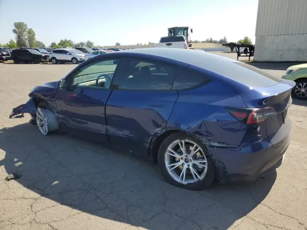 7SAYGDEE8PF628512 2023 TESLA MODEL Y - Image 2