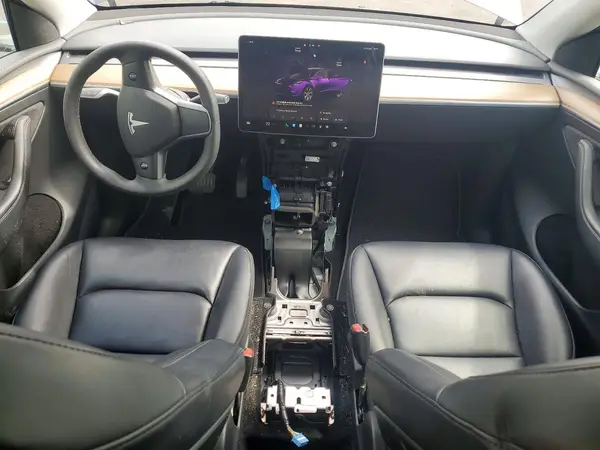 7SAYGDEE8PF639526 2023 TESLA MODEL Y - Image 8
