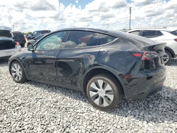 7SAYGDEE8PF648436 2023 TESLA MODEL Y - Image 2