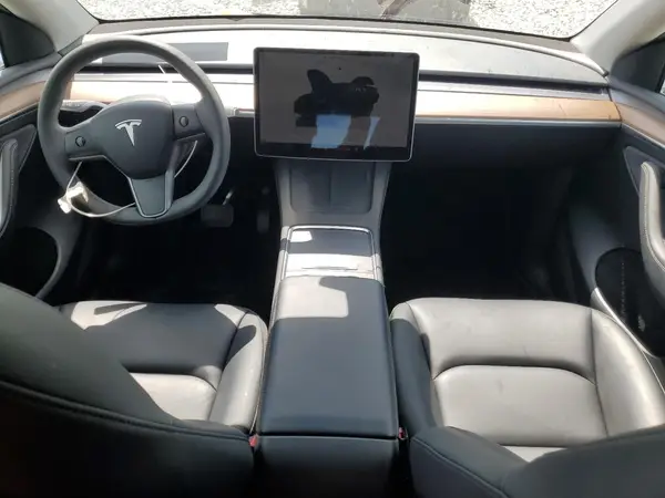 7SAYGDEE8PF648436 2023 TESLA MODEL Y - Image 8