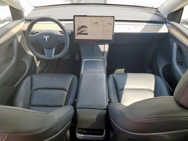 7SAYGDEE8PF671280 2023 TESLA MODEL Y - Image 8