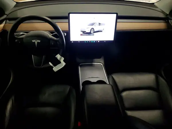 7SAYGDEE8PF676835 2023 TESLA MODEL Y - Image 8