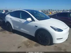 7SAYGDEE8PF705377 2023 TESLA MODEL Y