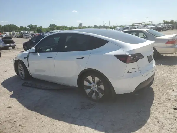 7SAYGDEE8PF715519 2023 TESLA MODEL Y - Image 2
