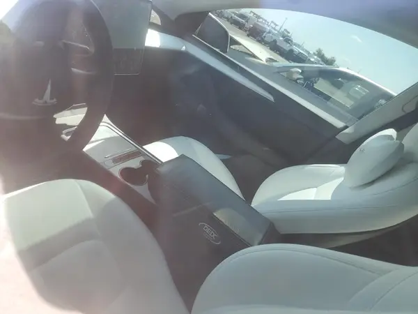 7SAYGDEE8PF715519 2023 TESLA MODEL Y - Image 8