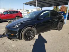 7SAYGDEE8PF754241 2023 TESLA MODEL Y