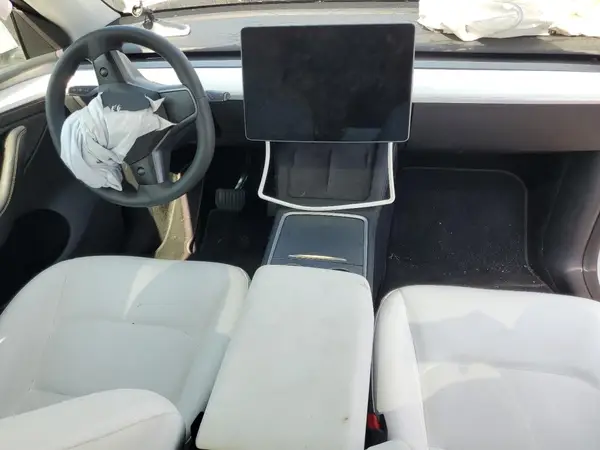 7SAYGDEE8PF754451 2023 TESLA MODEL Y - Image 8