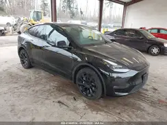 7SAYGDEE8PF755759 2023 TESLA MODEL Y